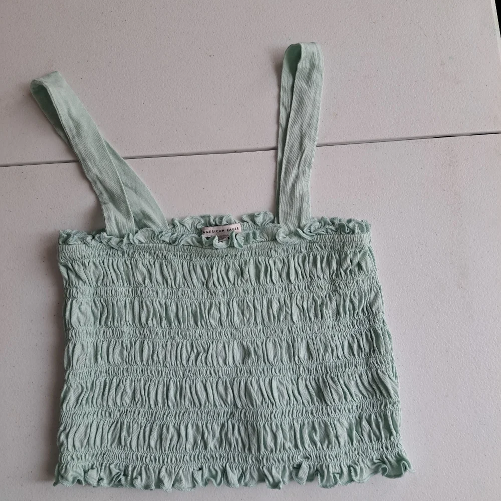 Stylish Green Women's Tops Bundle - Picture 7 of 9